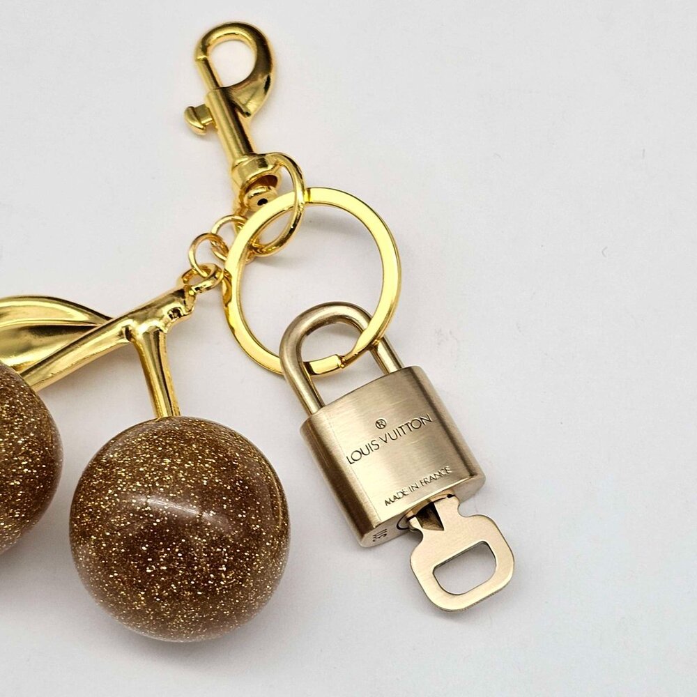 Authentic Louis Vuitton Lock & Key with Golden Cherry unbranded Bagcharm - Picture 5 of 7